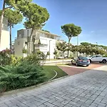 Sunny Beach Apartments - 147